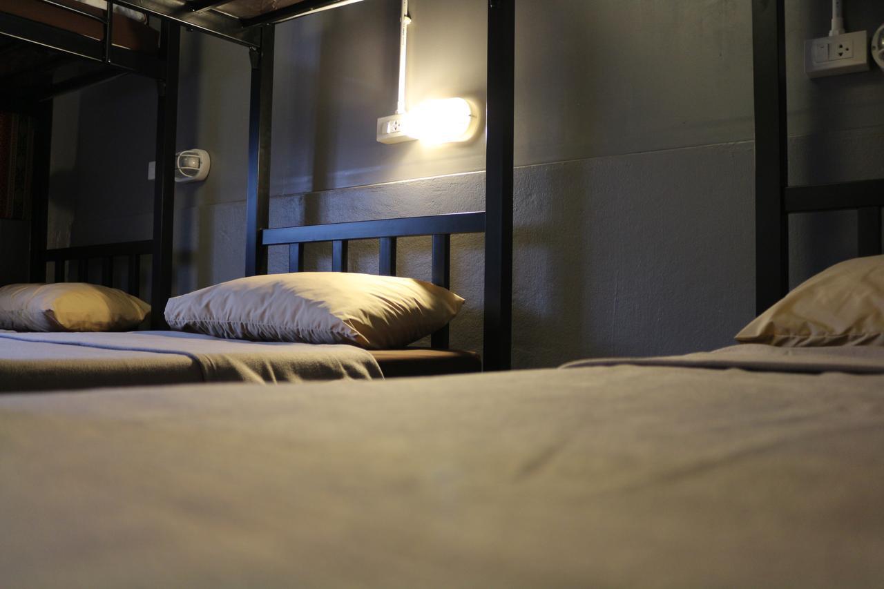 Ama Phuket Hostel Ngoại thất bức ảnh