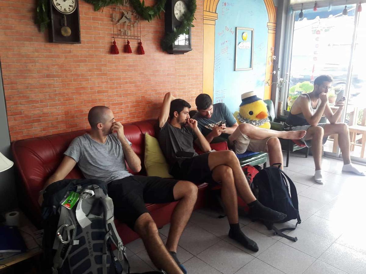 Ama Phuket Hostel Ngoại thất bức ảnh